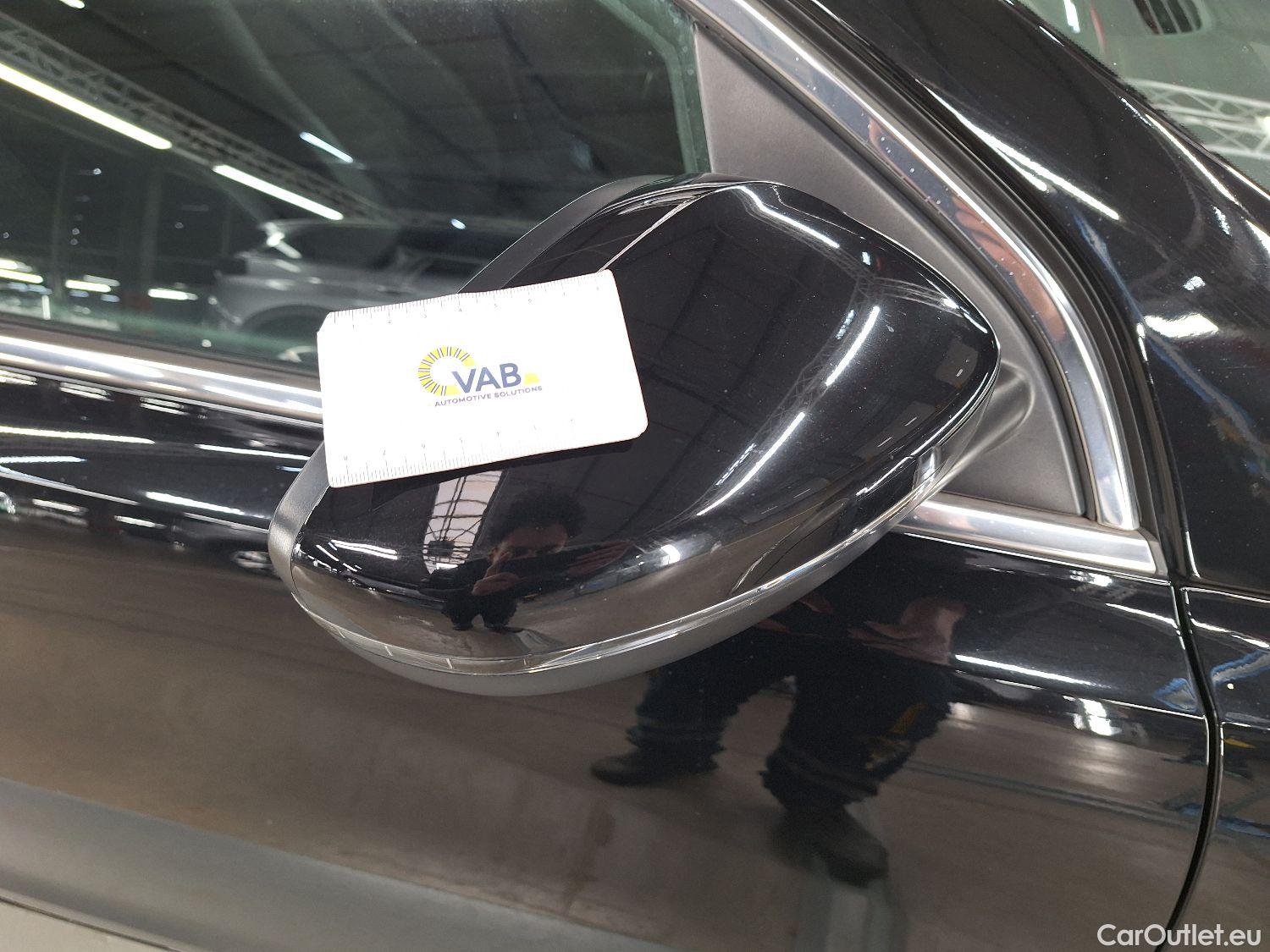  Peugeot  308 Peugeot,  FL'17, Peugeot  1.5 BlueHDi 130 S&S EAT8 Allure Pack 5 #1