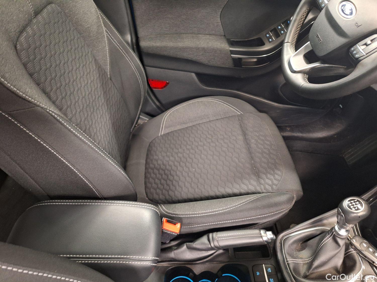  Ford  Puma Ford,  '19, Ford  1.0i Ecoboost mHEV 92kW Titanium 5d #21