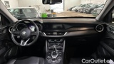  Alfa Romeo   STELVIO 2.2 Turbo Diesel 190CV Executive AT8 Q4 #7