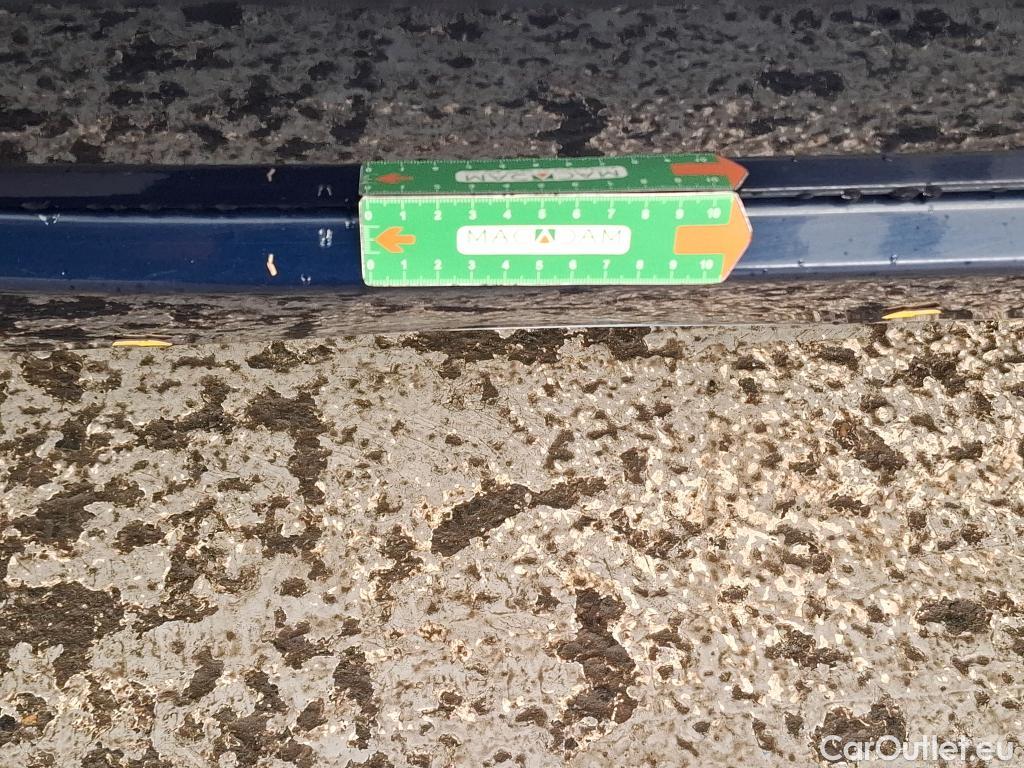  Fiat  500 FIAT   2015  3P  Berline Hybrid 10 BSG 70 ch Dolcevita #6