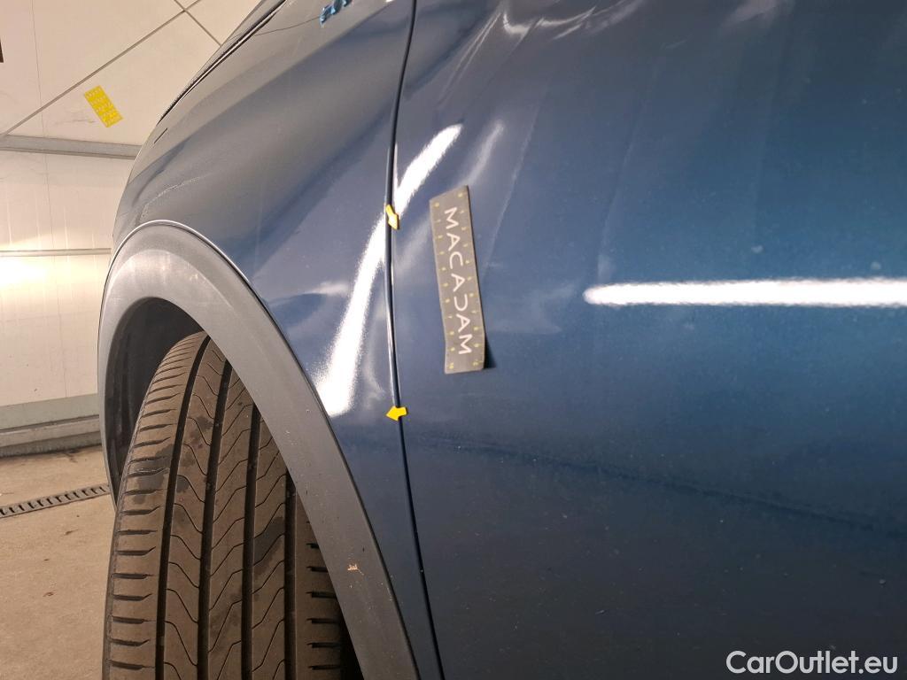  Peugeot  3008 PEUGEOT  / 2020 / 5P / SUV 1.6 HYBRID 225 E-EAT8 Allure #18