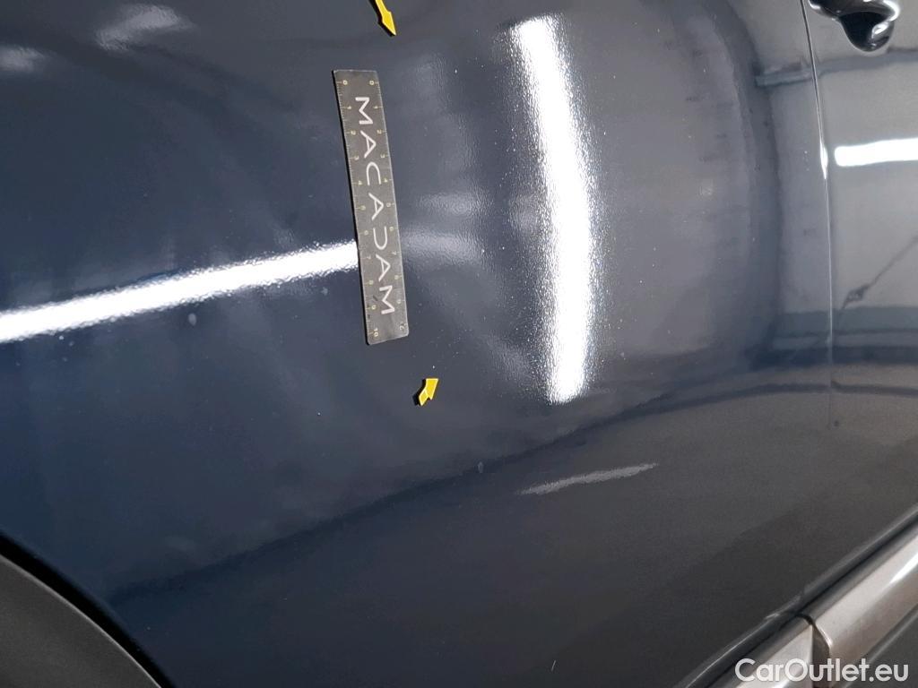  Peugeot  3008 PEUGEOT  / 2020 / 5P / SUV 1.6 HYBRID 225 E-EAT8 Allure #10