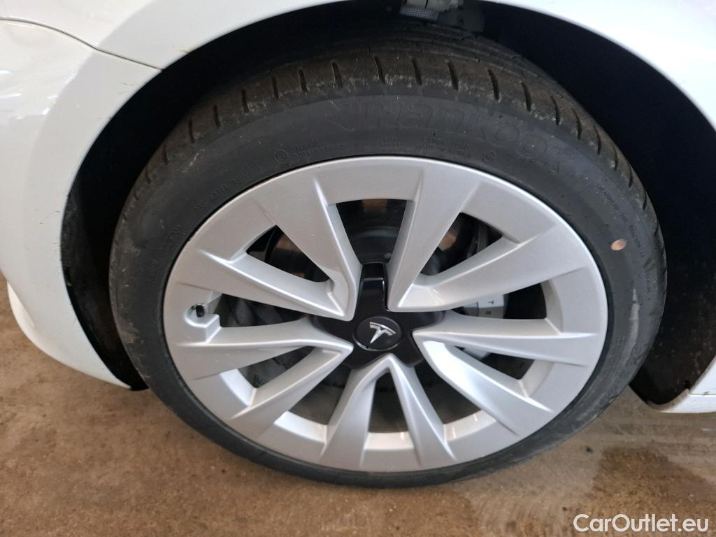  Tesla  Model 3 TESLA   2018  4P Berline Propulsion #17