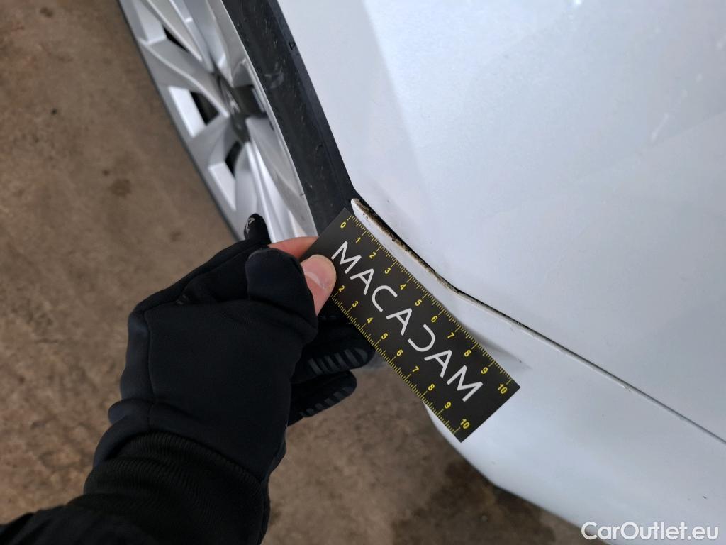  Tesla  Model 3 TESLA   2018  4P Berline Propulsion #22