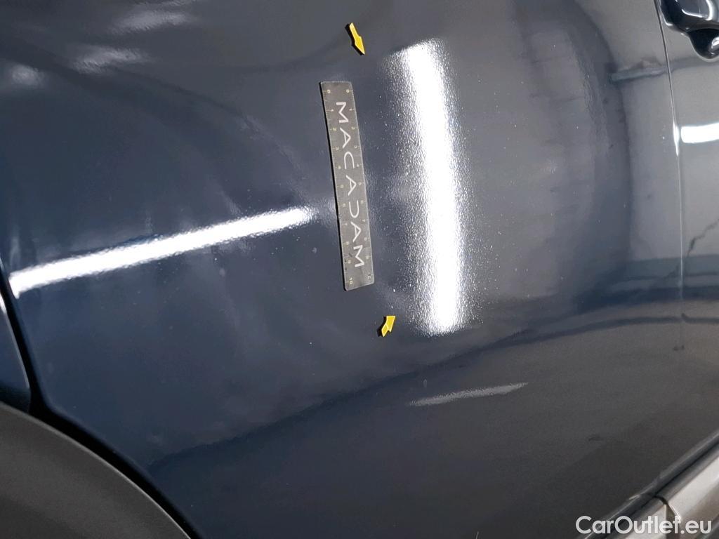  Peugeot  3008 PEUGEOT  / 2020 / 5P / SUV 1.6 HYBRID 225 E-EAT8 Allure #11