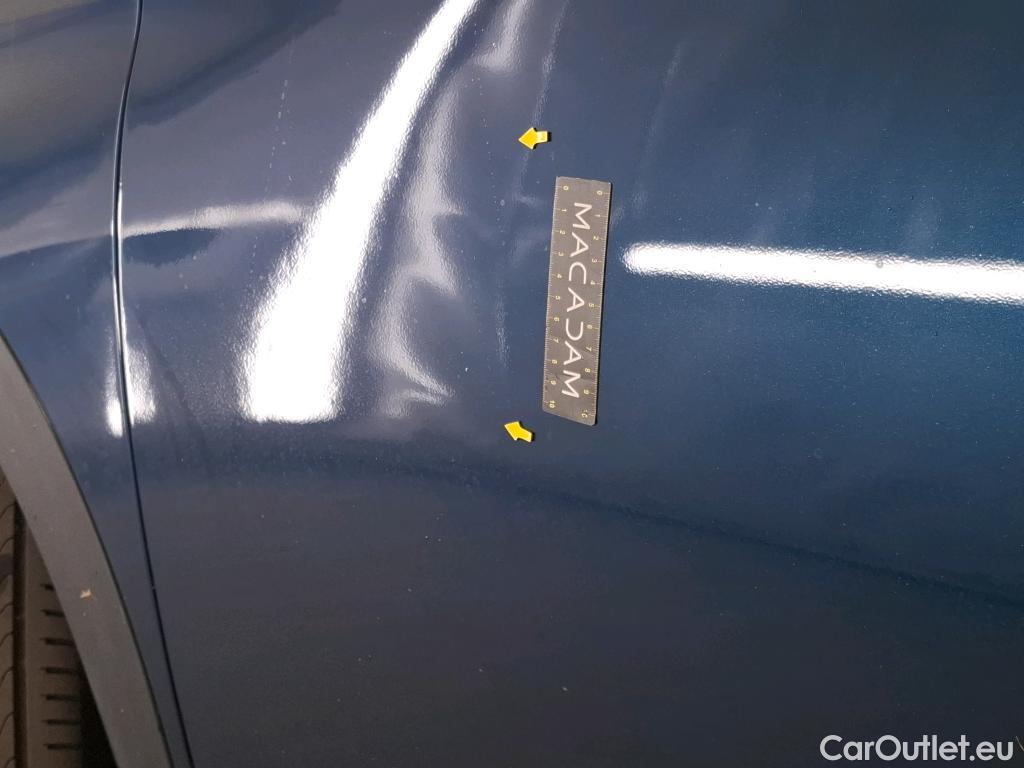  Peugeot  3008 PEUGEOT  / 2020 / 5P / SUV 1.6 HYBRID 225 E-EAT8 Allure #4