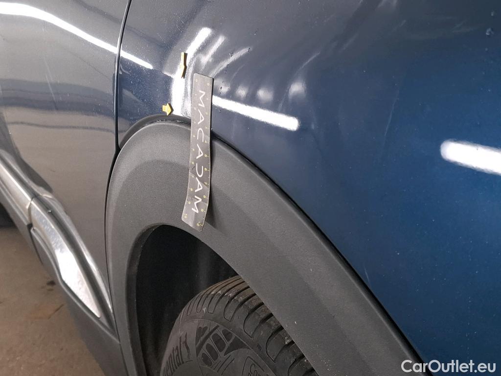  Peugeot  3008 PEUGEOT  / 2020 / 5P / SUV 1.6 HYBRID 225 E-EAT8 Allure #45