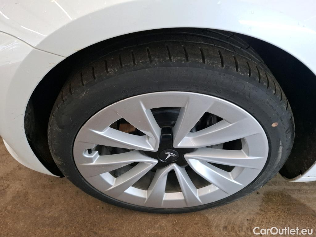  Tesla  Model 3 TESLA   2018  4P Berline Propulsion #16