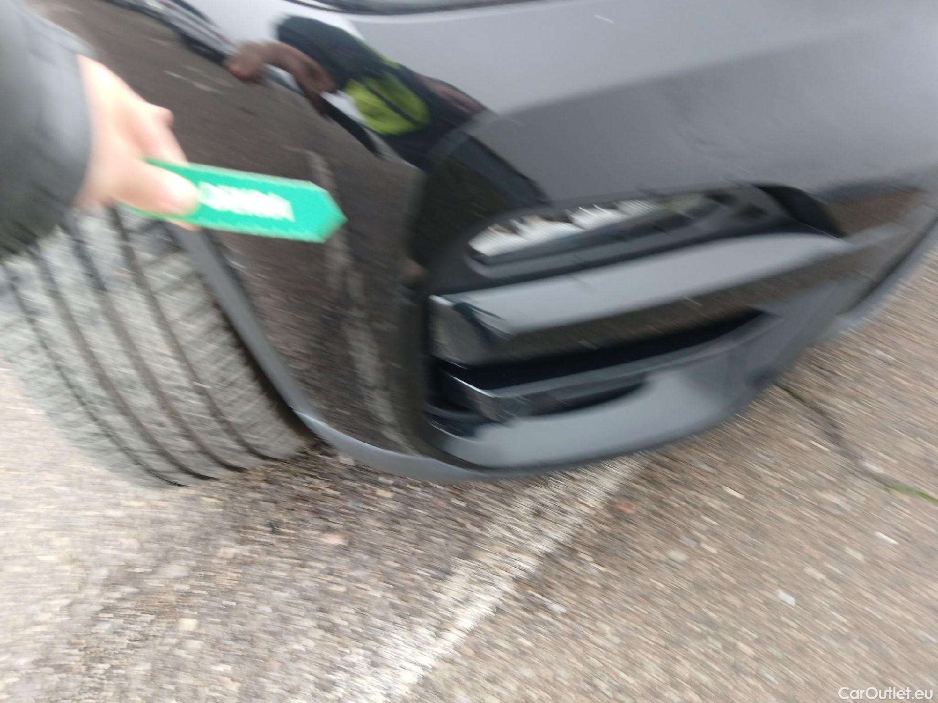  Bmw  X3 BMW  / 2017 / 5P / todoterreno xDrive20d (AC2) #4