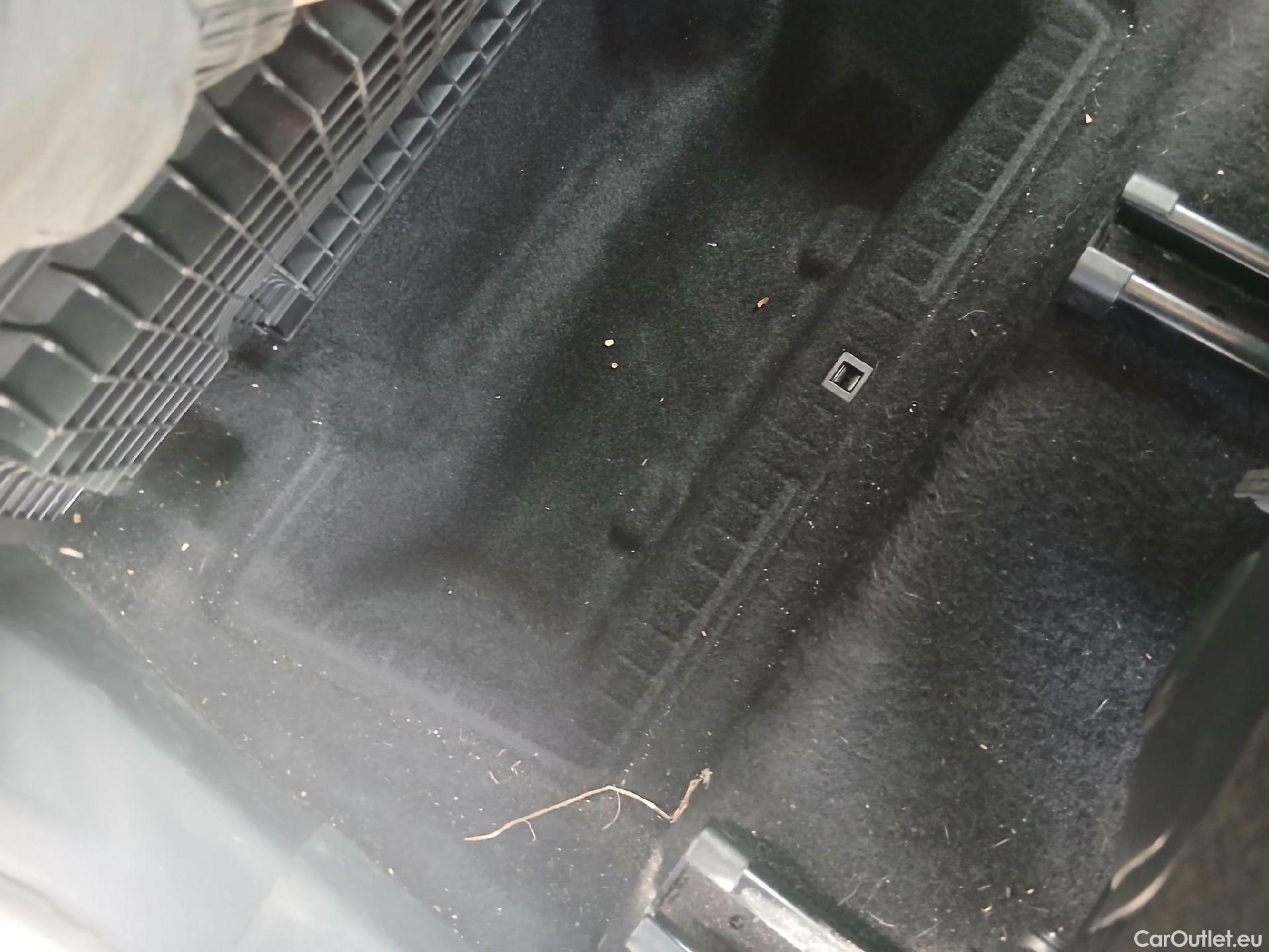  Citroen  C4 Grand Picasso CITROEN Grand C4 Spacetourer / 2016 / 5P / monovolumen BlueHDi 96KW (130CV) EAT8 Feel #4