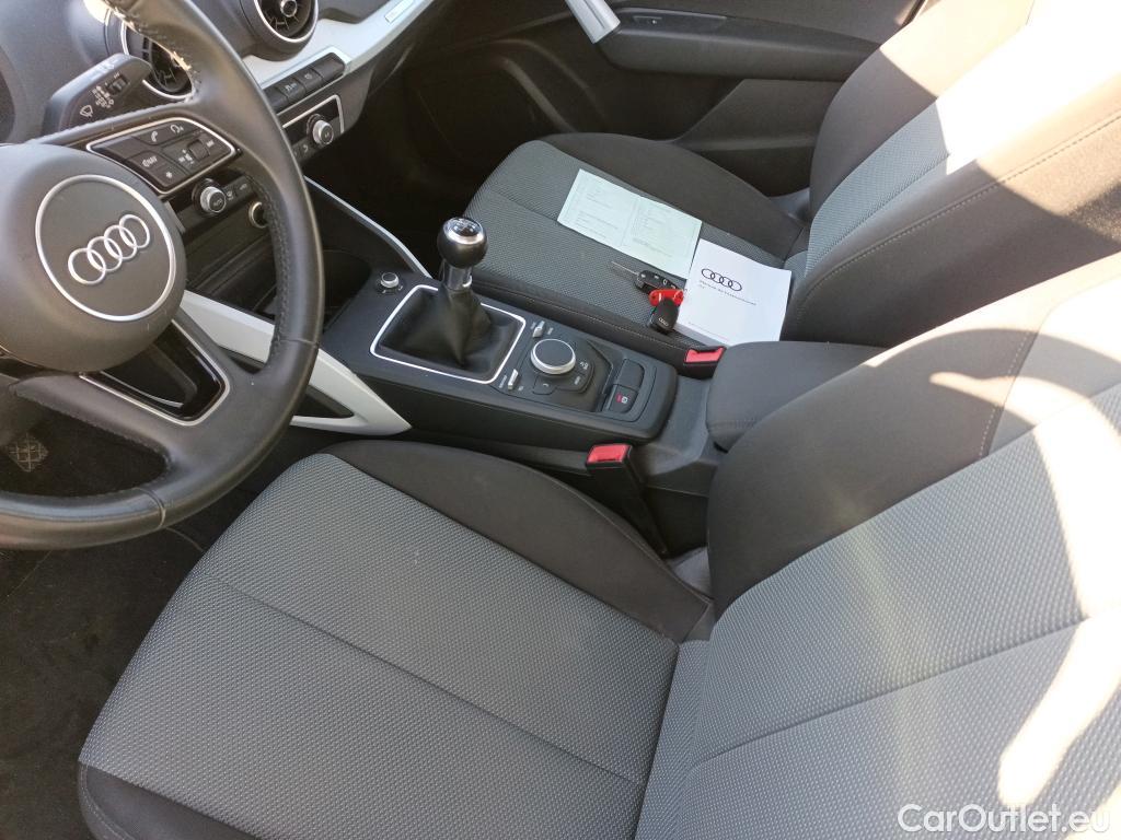  Audi  Q2 AUDI  / 2016 / 5P / todoterreno Design 30 TFSI 85kW (116CV) #9