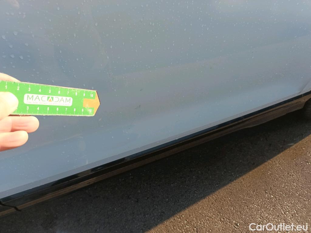  Audi  Q2 AUDI  / 2016 / 5P / todoterreno Design 30 TFSI 85kW (116CV) #23