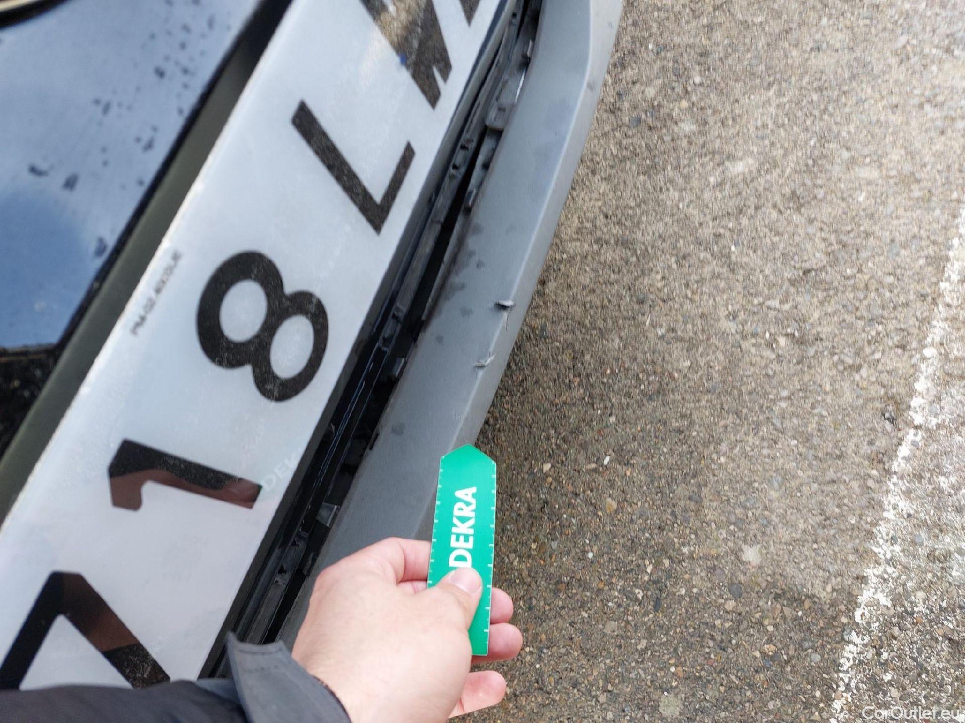  Bmw  X1 BMW  / 2019 / 5P / todoterreno sDrive16d Business #9