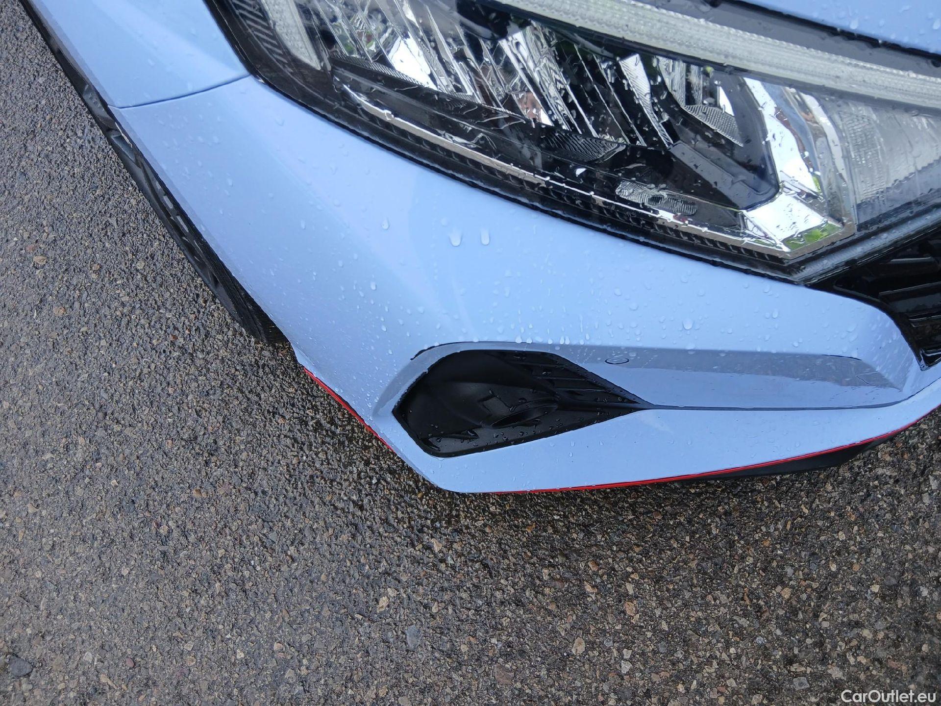  Hyundai  i20 HYUNDAI  / 2020 / 5P / berlina con portón 1.6T N #2