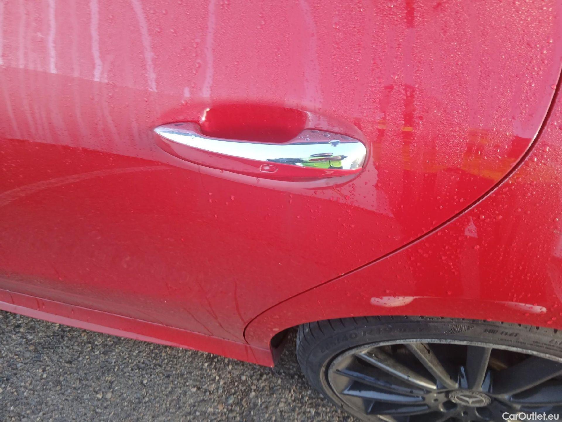  Mercedes  CLA-Klasse MERCEDES-BENZ Clase CLA / 2019 / 4P / coupé CLA 200 #20