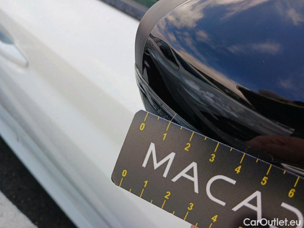  Peugeot  208 PEUGEOT  / 2019 / 5P / berlina con portón BlueHDi 73kW (100CV) Active Pack (AC2) #35