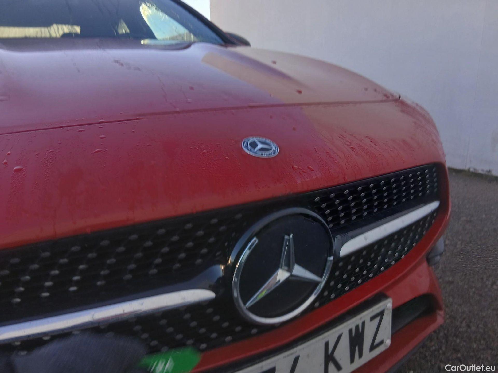  Mercedes  CLA-Klasse MERCEDES-BENZ Clase CLA / 2019 / 4P / coupé CLA 200 #10