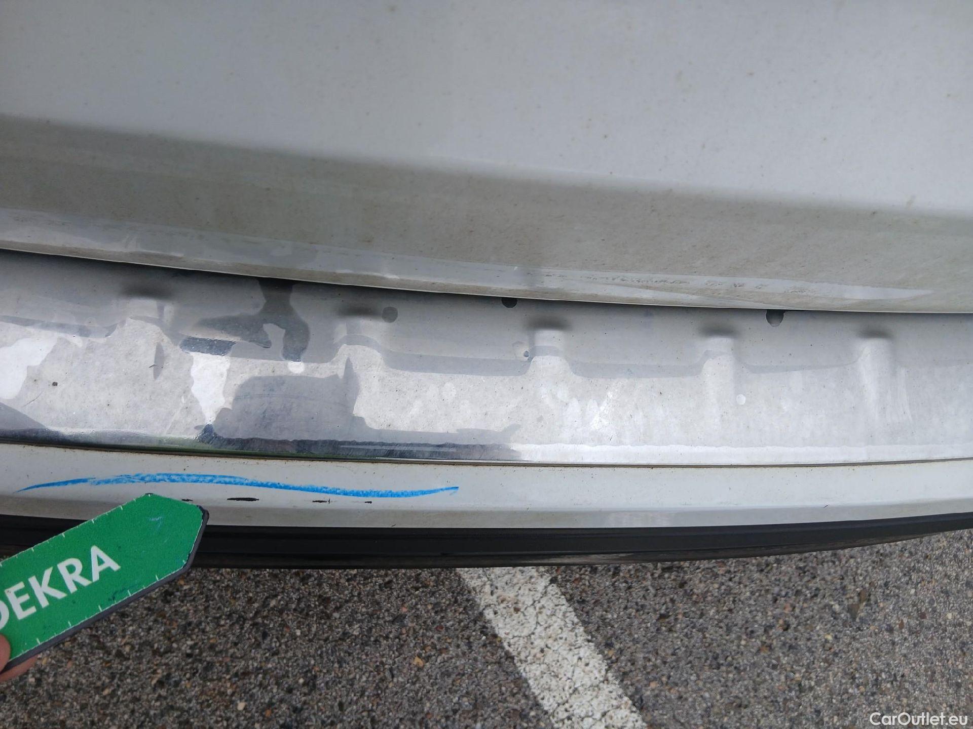  Mercedes  GLB MERCEDES-BENZ  / 2019 / 5P / todoterreno 2.0  200 D DCT 110KW (150CV) (AC) #16