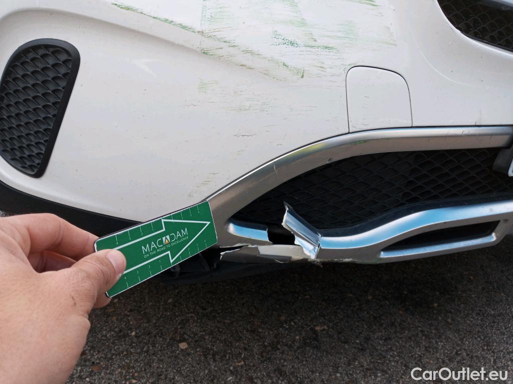  Mercedes  GLA MERCEDES-BENZ Clase  / 2017 / 5P / todoterreno  200 d #2