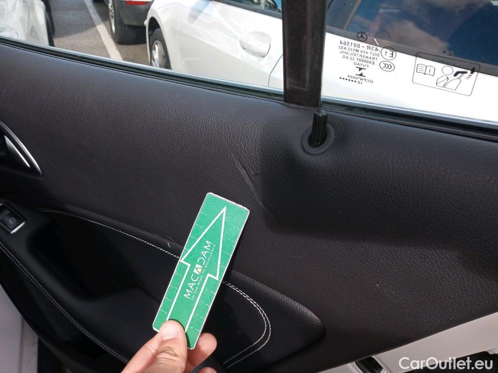  Mercedes  GLA MERCEDES-BENZ Clase  / 2017 / 5P / todoterreno  200 d #13