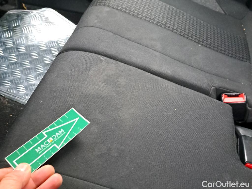  Peugeot  3008 PEUGEOT  / 2020 / 5P / todoterreno 1.5 BlueHDi 96kW (130CV) S&S Active Pack (AC4) #14