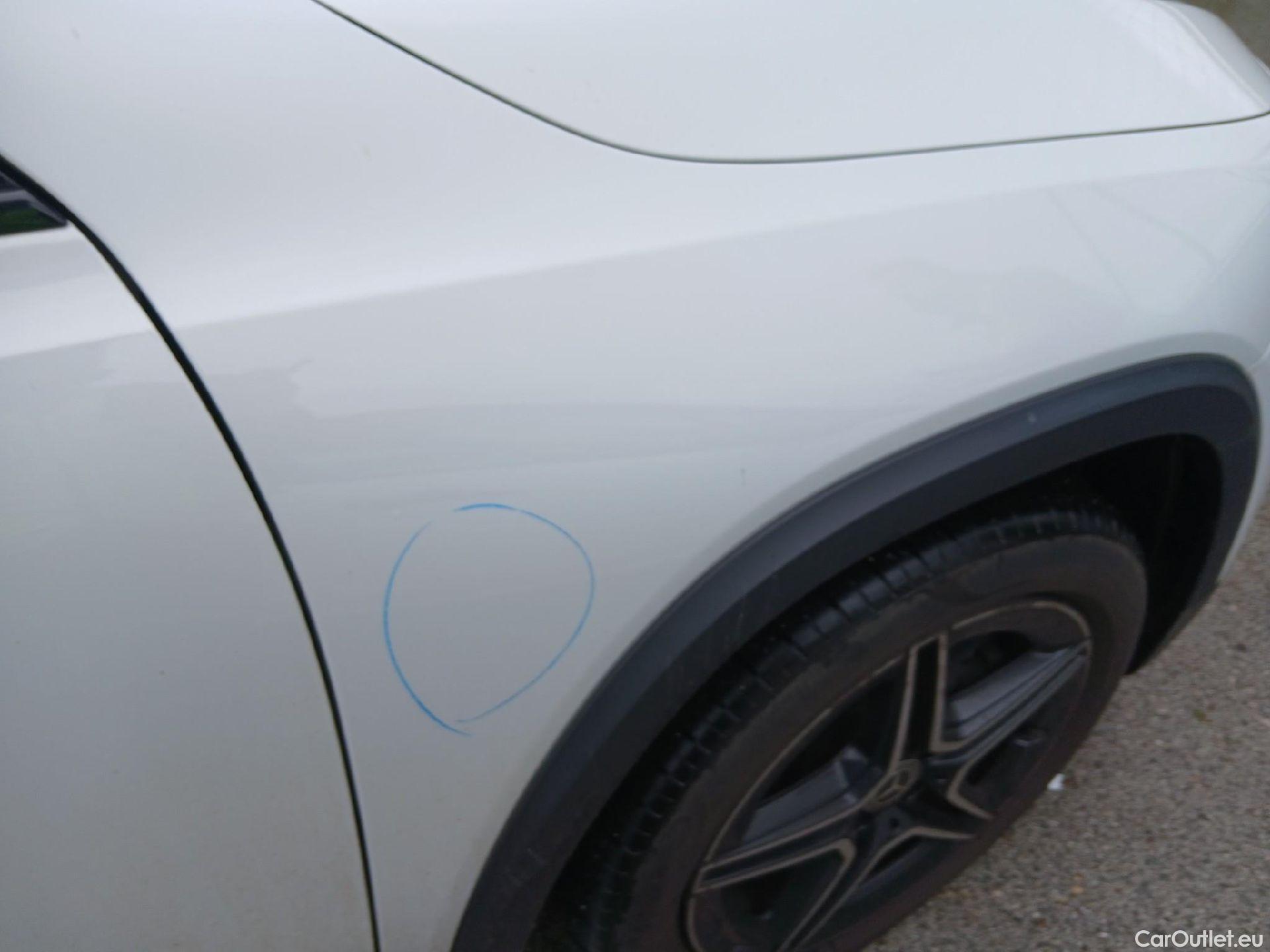  Mercedes  GLB MERCEDES-BENZ  / 2019 / 5P / todoterreno 2.0  200 D DCT 110KW (150CV) (AC) #28