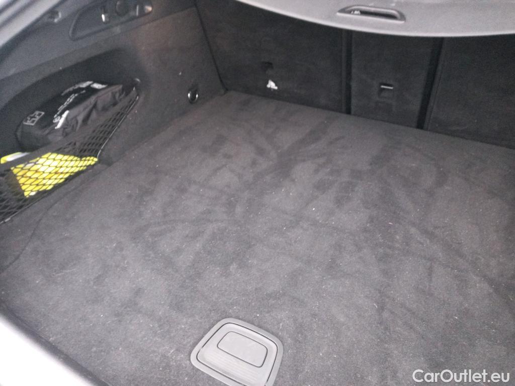  Mercedes  G-Klasee MERCEDES-BENZ GLC Coupé / 2019 / 5P / coupé GLC 300 de 4MATIC #3