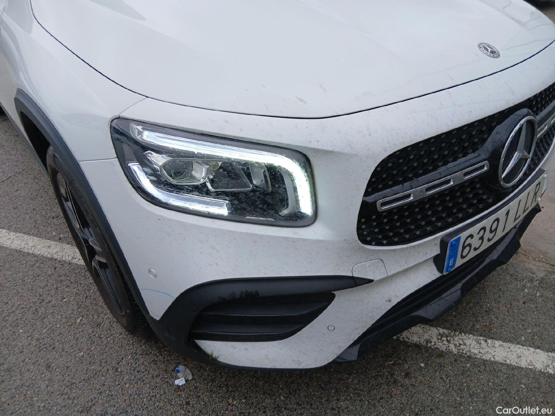  Mercedes  GLB MERCEDES-BENZ  / 2019 / 5P / todoterreno 2.0  200 D DCT 110KW (150CV) (AC) #5