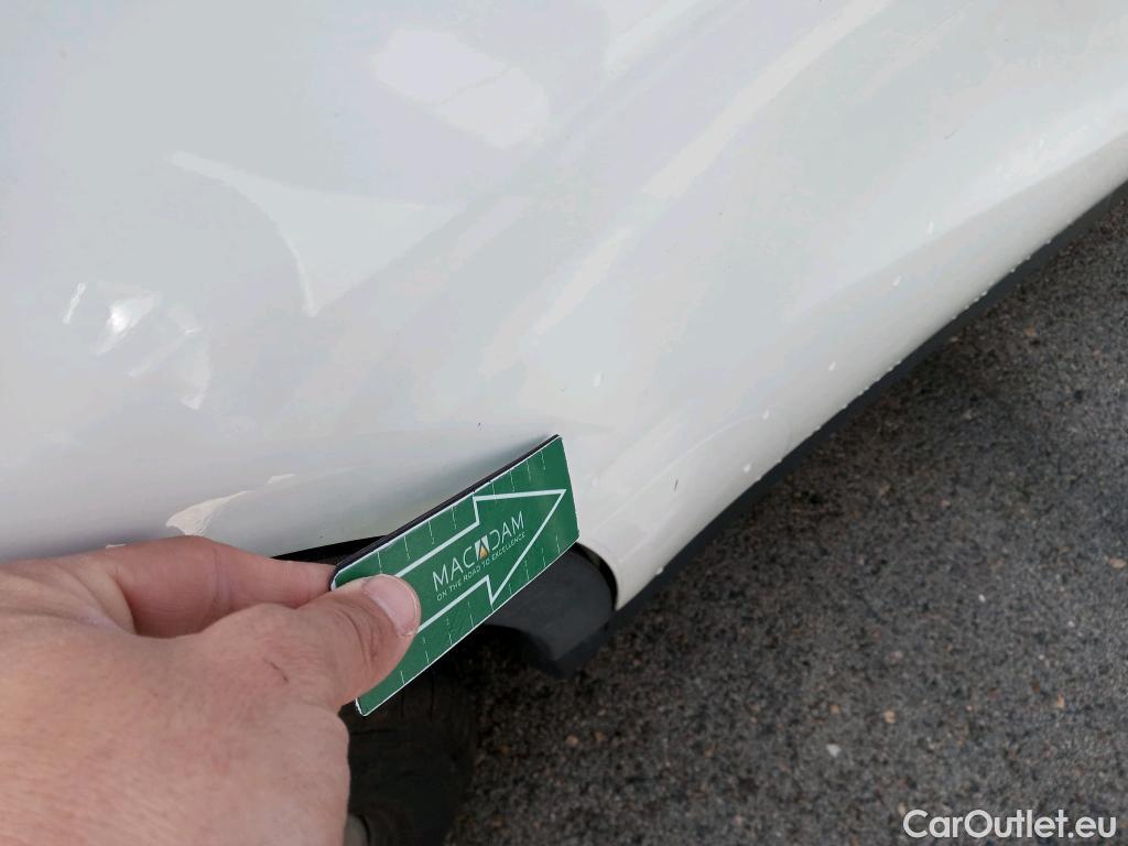  Mercedes  GLA MERCEDES-BENZ Clase  / 2017 / 5P / todoterreno  200 d #5