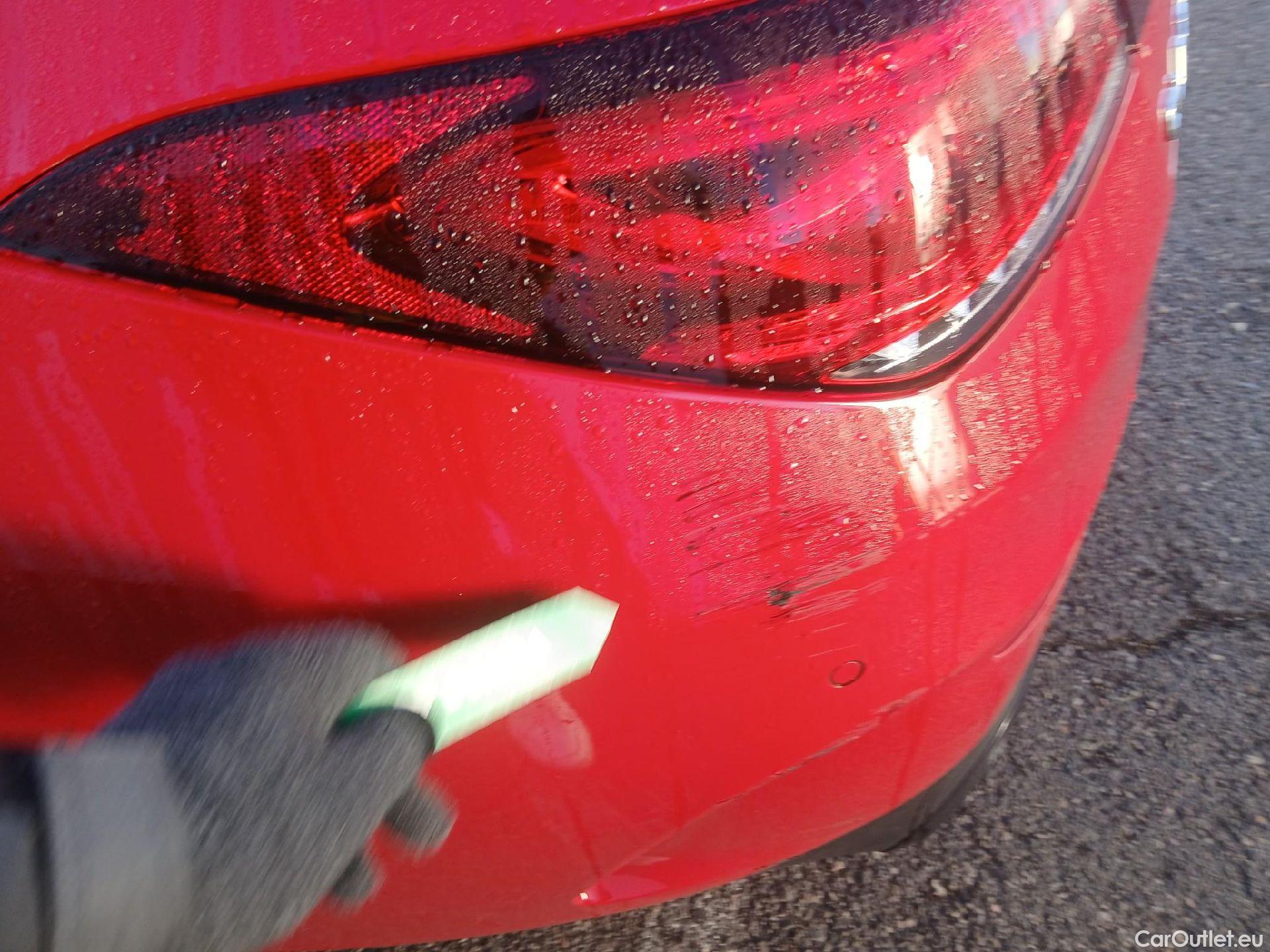  Mercedes  CLA-Klasse MERCEDES-BENZ Clase CLA / 2019 / 4P / coupé CLA 200 #25