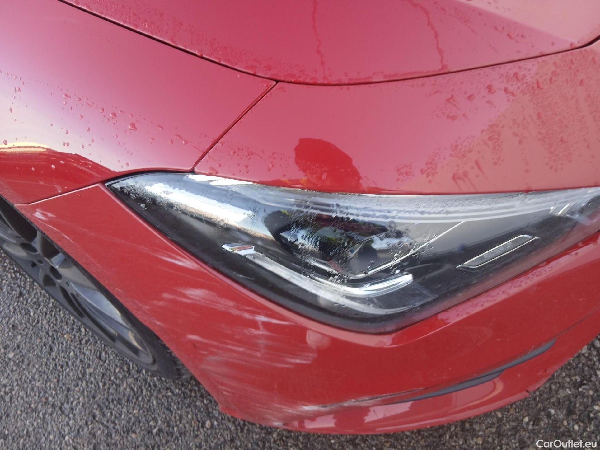  Mercedes  CLA-Klasse MERCEDES-BENZ Clase CLA / 2019 / 4P / coupé CLA 200 #6