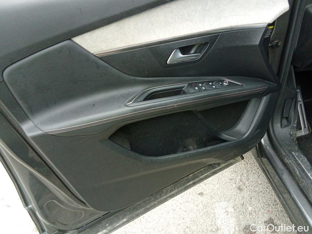  Peugeot  3008 PEUGEOT  Hybrid / 2020 / 5P / todoterreno 225 e-EAT8 GT #14