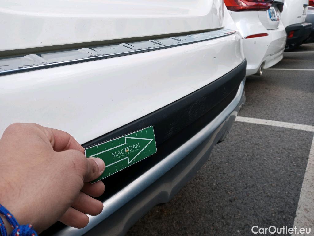  Mercedes  GLA MERCEDES-BENZ Clase  / 2017 / 5P / todoterreno  200 d #28