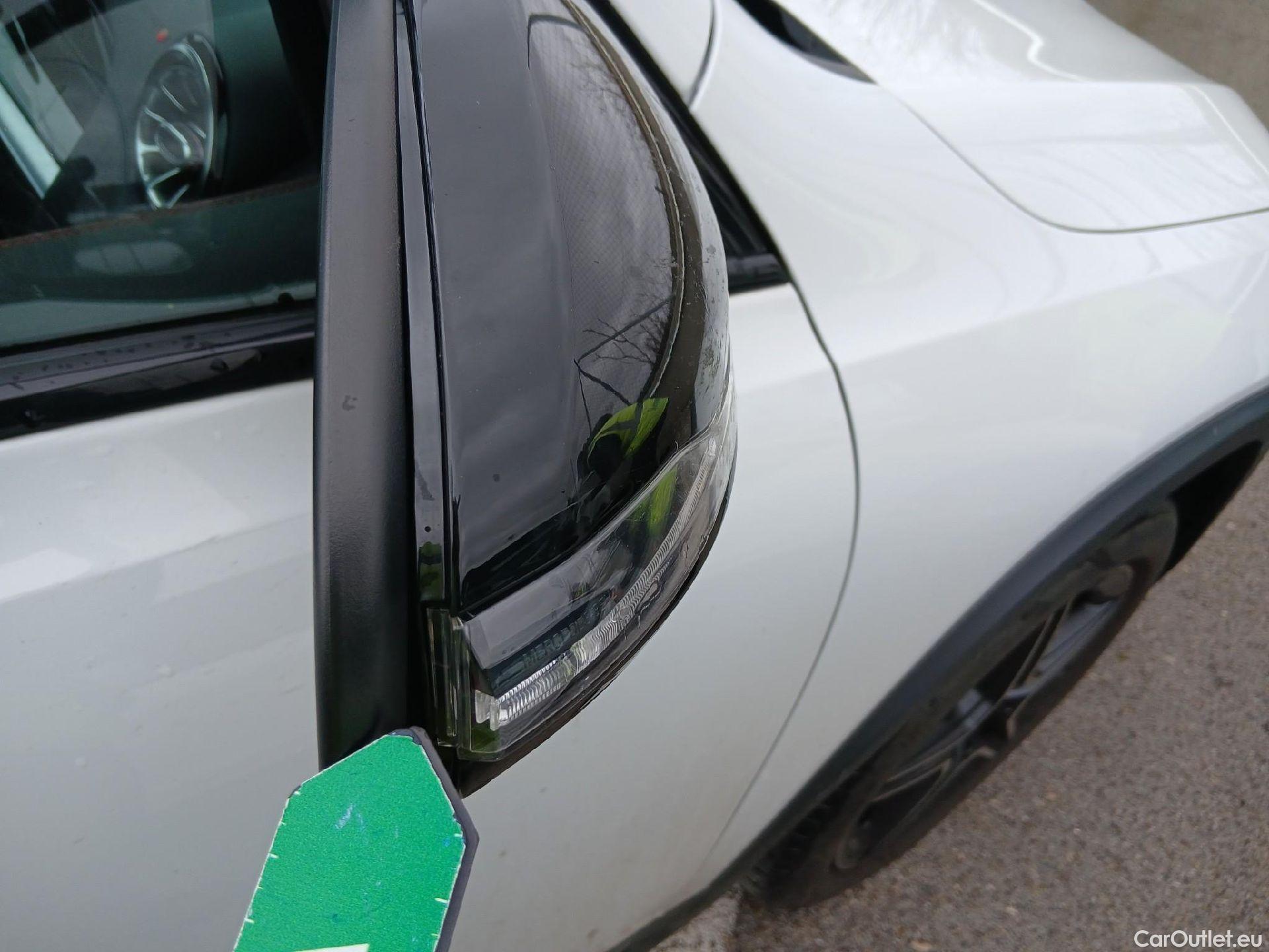  Mercedes  GLB MERCEDES-BENZ  / 2019 / 5P / todoterreno 2.0  200 D DCT 110KW (150CV) (AC) #27