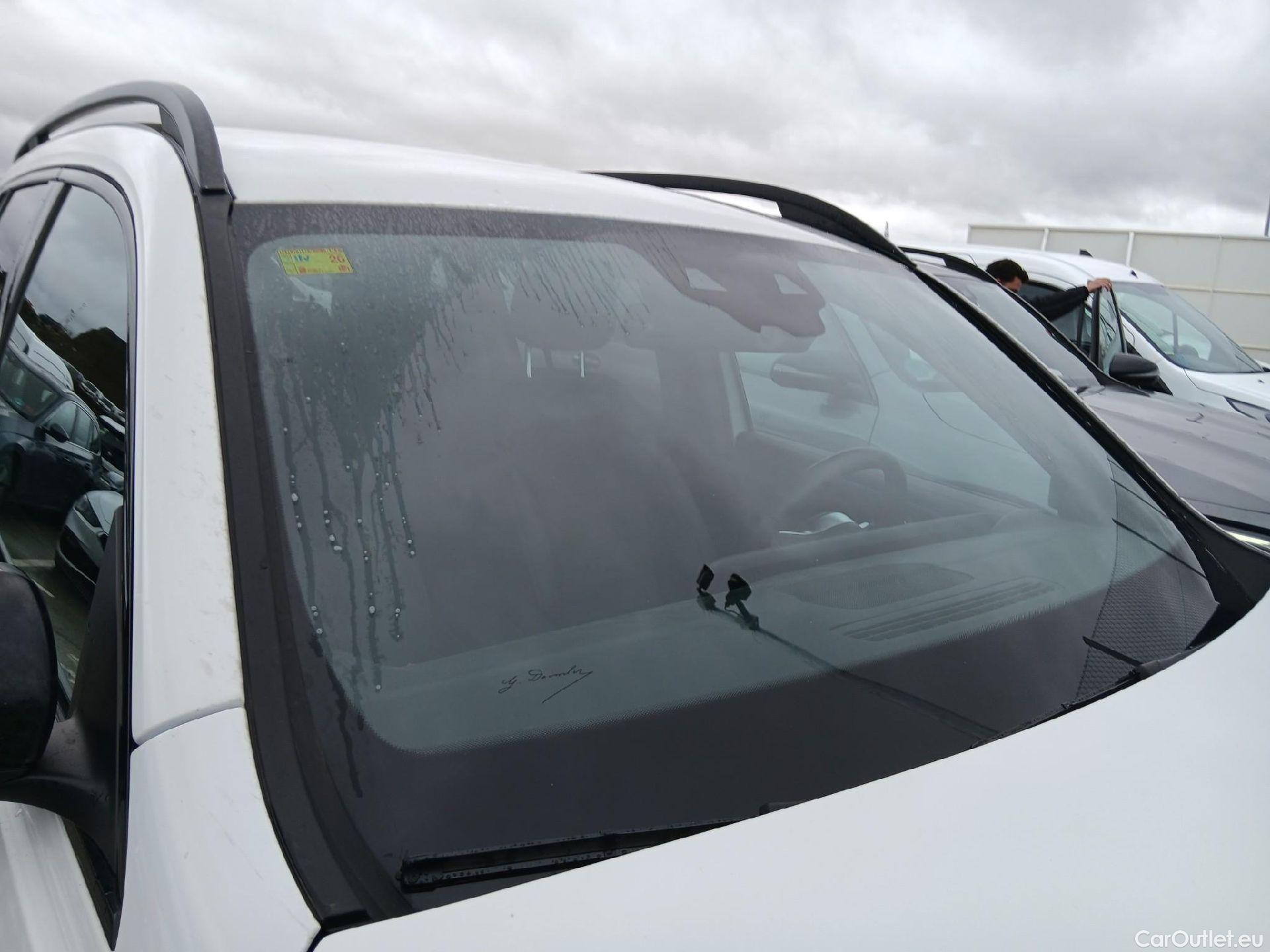  Mercedes  GLB MERCEDES-BENZ  / 2019 / 5P / todoterreno 2.0  200 D DCT 110KW (150CV) (AC) #3