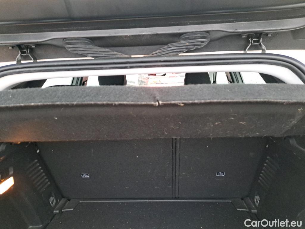  Peugeot  3008 PEUGEOT  / 2020 / 5P / todoterreno 1.5 BlueHDi 96kW (130CV) S&S Active Pack (AC4) #1