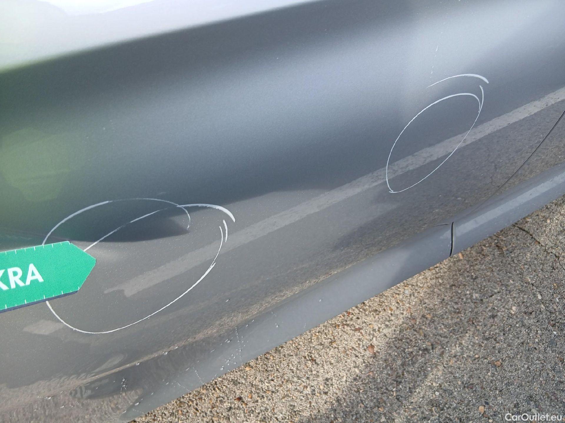  Land Rover  Discovery OPEL Insignia / 2020 / 5P / berlina con portón GS Business 1.5D DVH 130kW AT8 #12