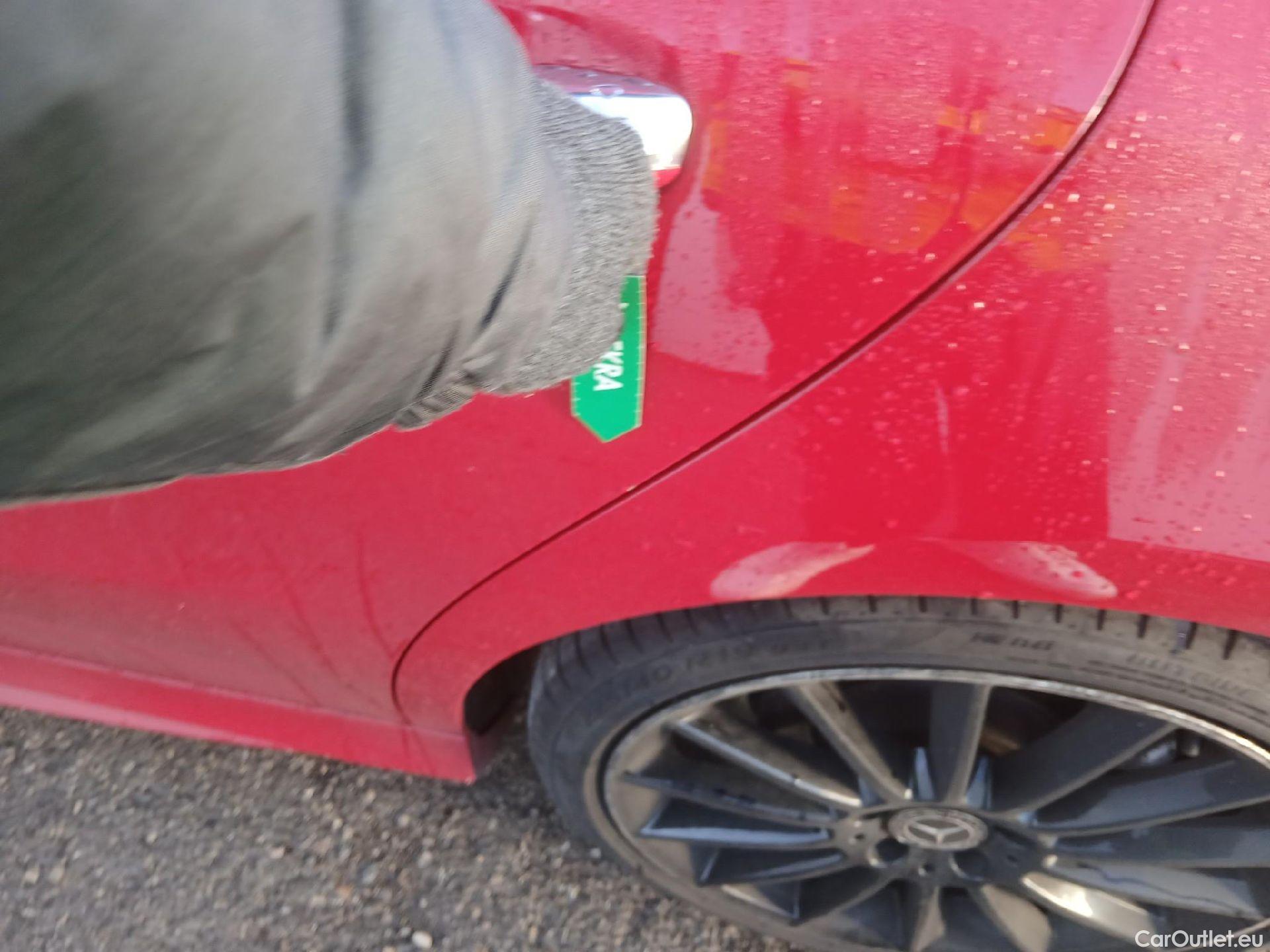  Mercedes  CLA-Klasse MERCEDES-BENZ Clase CLA / 2019 / 4P / coupé CLA 200 #19