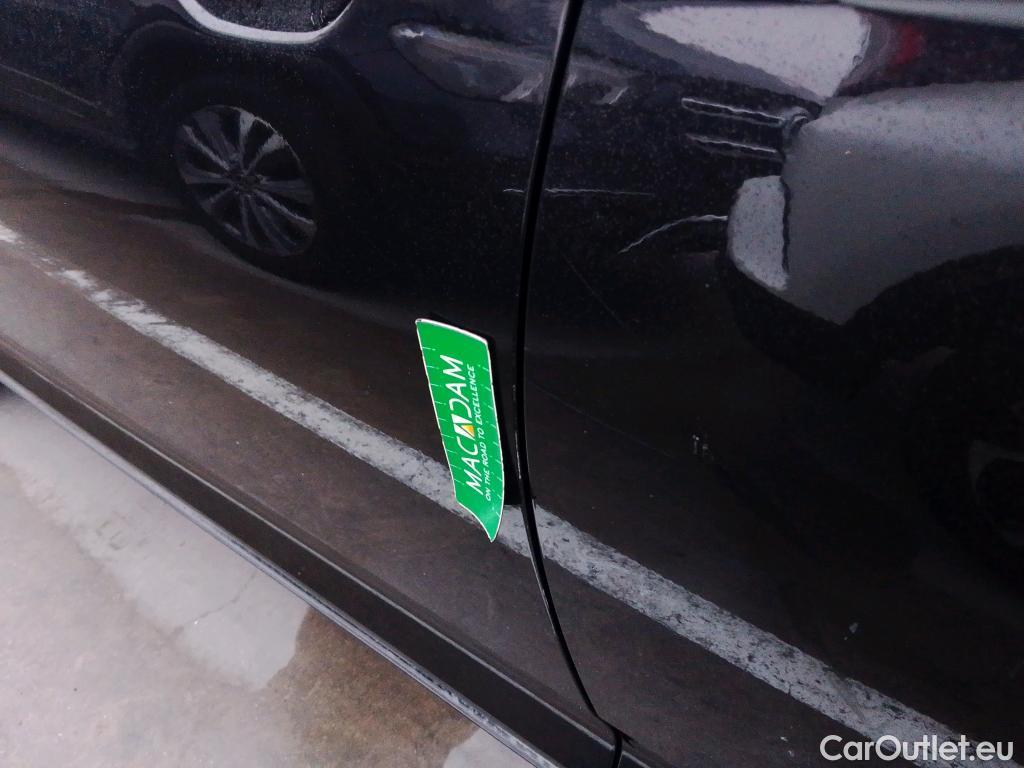  Volkswagen  Passat VOLKSWAGEN  / 2019 / 5P / familiar Variant GTE 1.4 TSI e-Power 115kW + 85kW #6