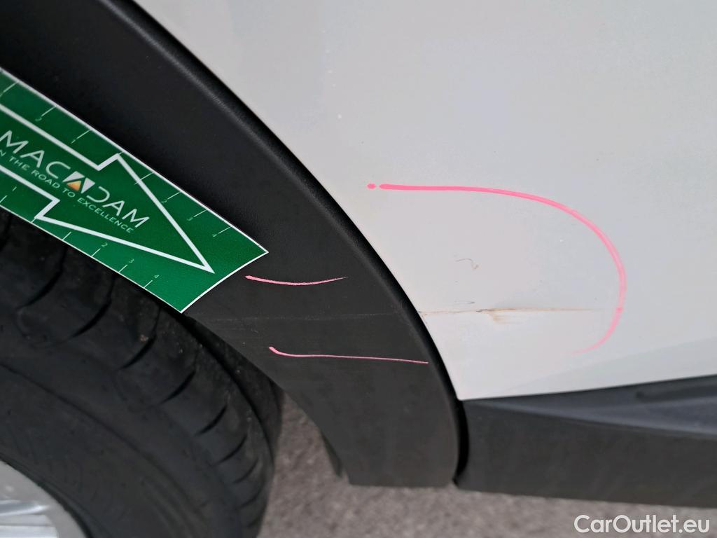  Peugeot  3008 PEUGEOT  / 2020 / 5P / todoterreno 1.5 BlueHDi 96kW (130CV) S&S Active Pack (AC4) #30