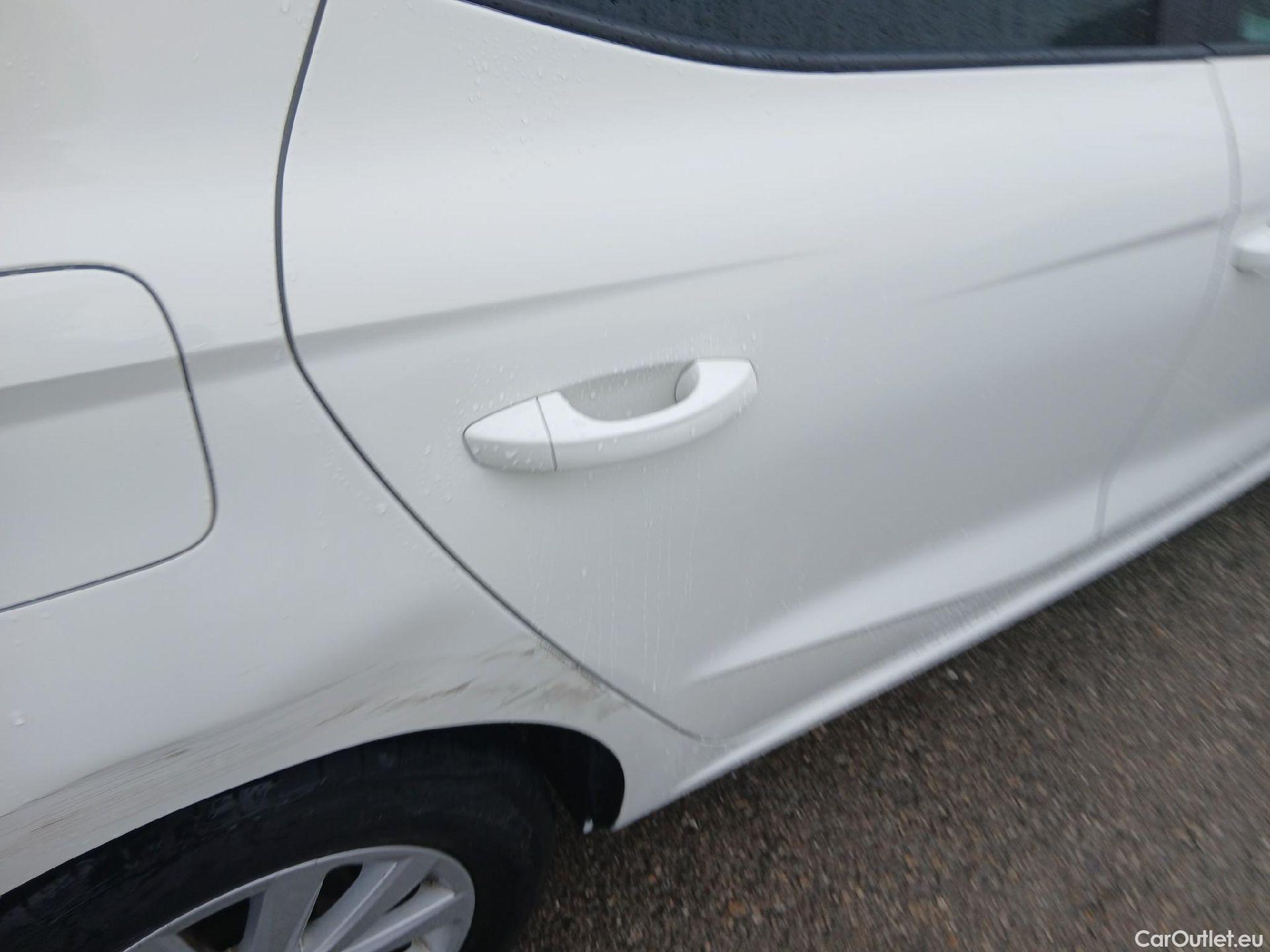  Seat  Ibiza SEAT  / 2017 / 5P / berlina con portón 1.0 TSI 81kW (110CV) Style Plus (AC) #16