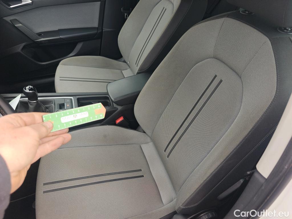  Land Rover  Discovery SEAT Nuevo León / 2020 / 5P / berlina con portón 2.0 TDI 85kW S&S Style Go (AC3) #19