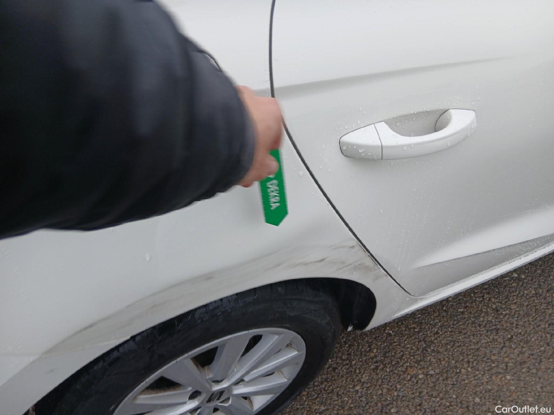  Seat  Ibiza SEAT  / 2017 / 5P / berlina con portón 1.0 TSI 81kW (110CV) Style Plus (AC) #15