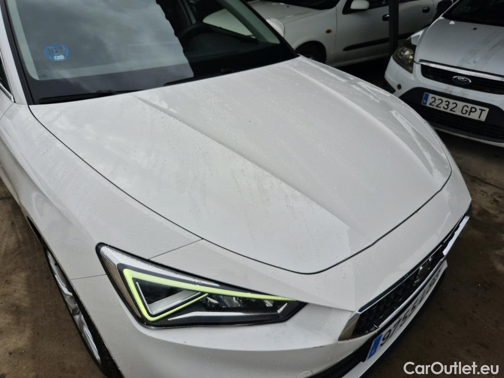  Land Rover  Discovery SEAT Nuevo León / 2020 / 5P / berlina con portón 1.4 e-Hybrid DSG-6 S&S Xcellence Go L (AC) #23