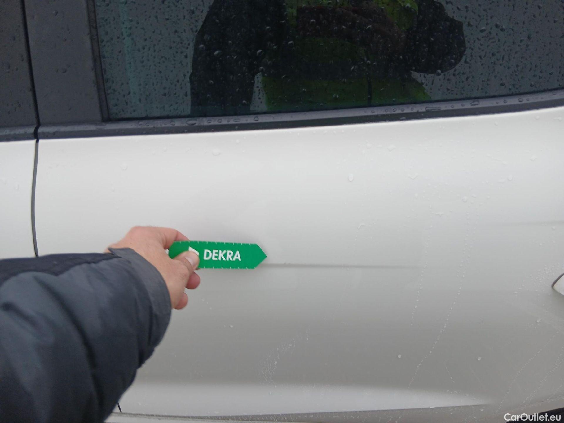  Seat  Ibiza SEAT  / 2017 / 5P / berlina con portón 1.0 TSI 81kW (110CV) Style Plus (AC) #8