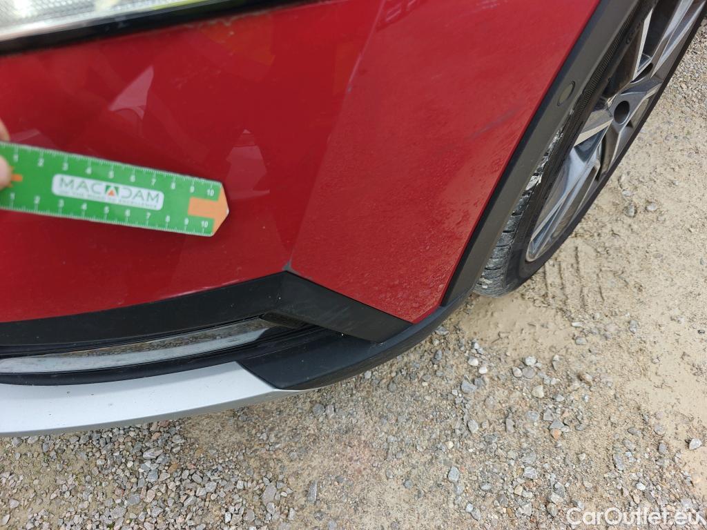  Skoda  Octavia SKODA  / 2020 / 5P / familiar Combi 1.5 TSI 110kW(150CV) Man Scout #24