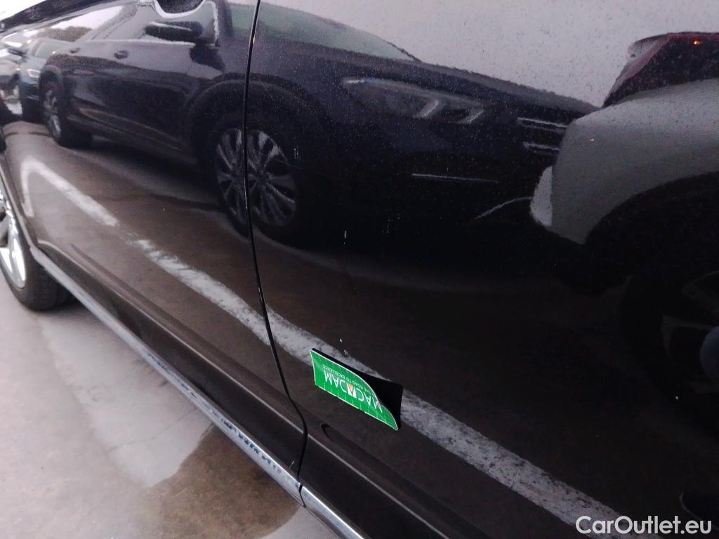  Volkswagen  Passat VOLKSWAGEN  / 2019 / 5P / familiar Variant GTE 1.4 TSI e-Power 115kW + 85kW #1