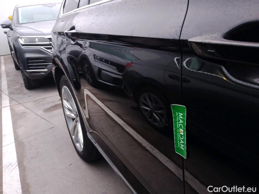  Volkswagen  Passat VOLKSWAGEN  / 2019 / 5P / familiar Variant GTE 1.4 TSI e-Power 115kW + 85kW #3