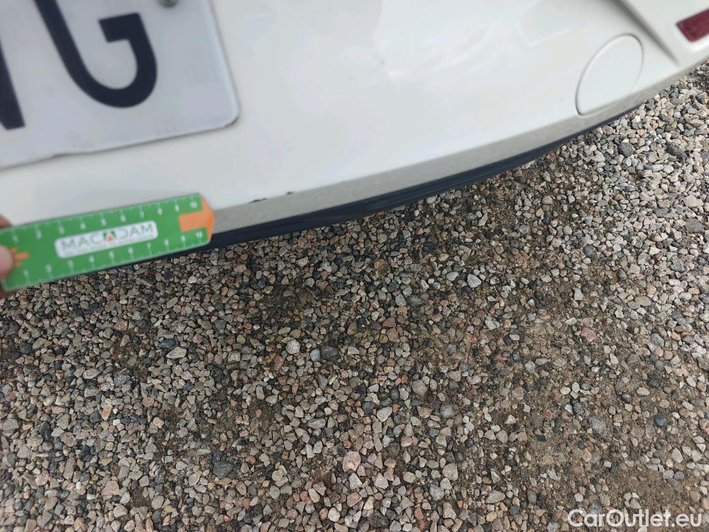  Land Rover  Discovery SEAT Nuevo León / 2020 / 5P / berlina con portón 2.0 TDI 85kW S&S Style Go (AC3) #14