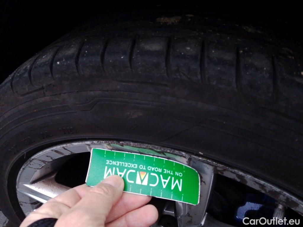  Volkswagen  Passat VOLKSWAGEN  / 2019 / 5P / familiar Variant GTE 1.4 TSI e-Power 115kW + 85kW #10